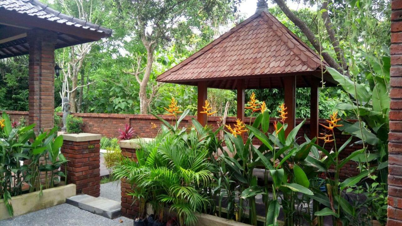 Villa Mayong Uluwatu Eksteriør bilde
