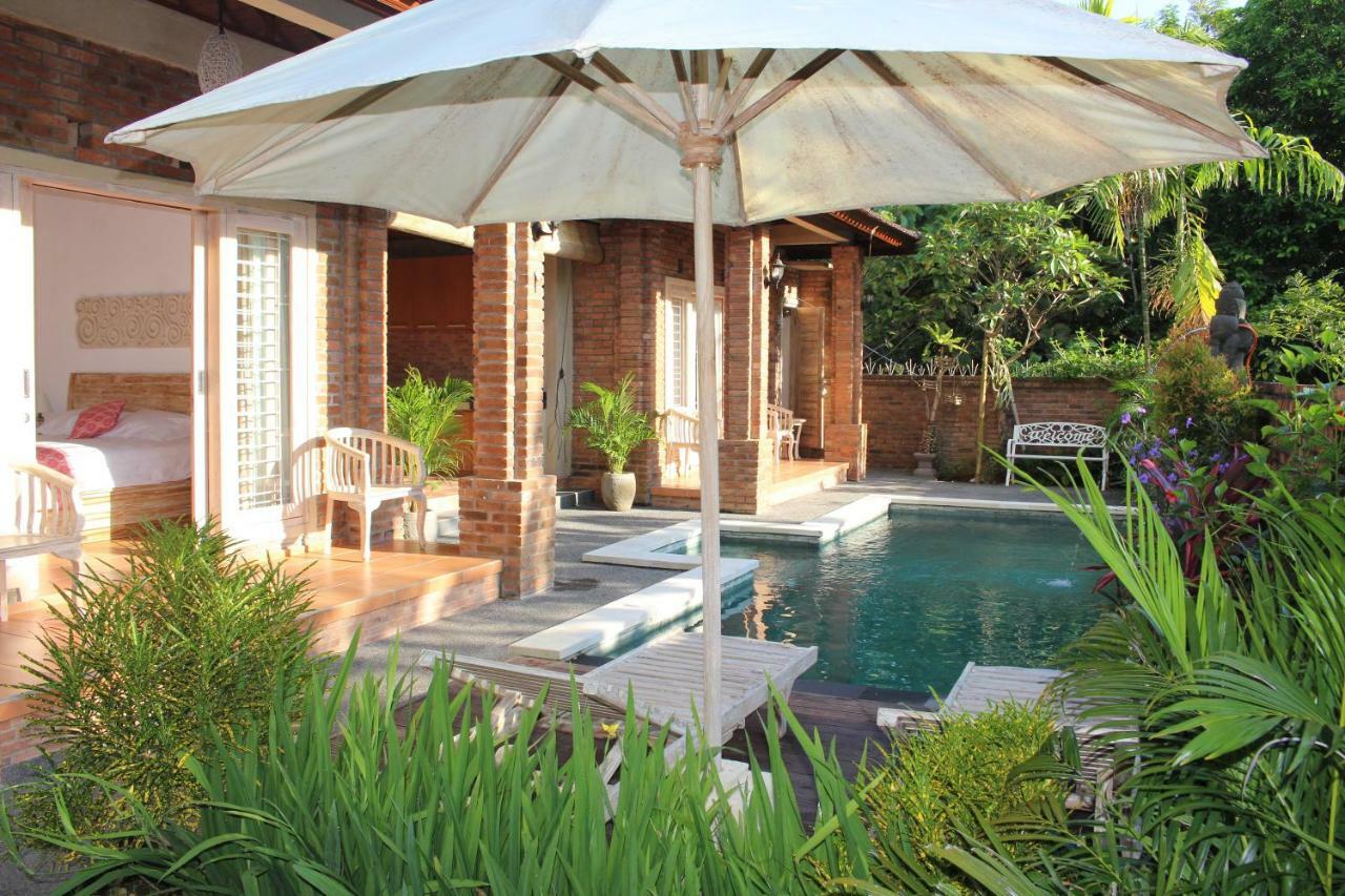 Villa Mayong Uluwatu Eksteriør bilde