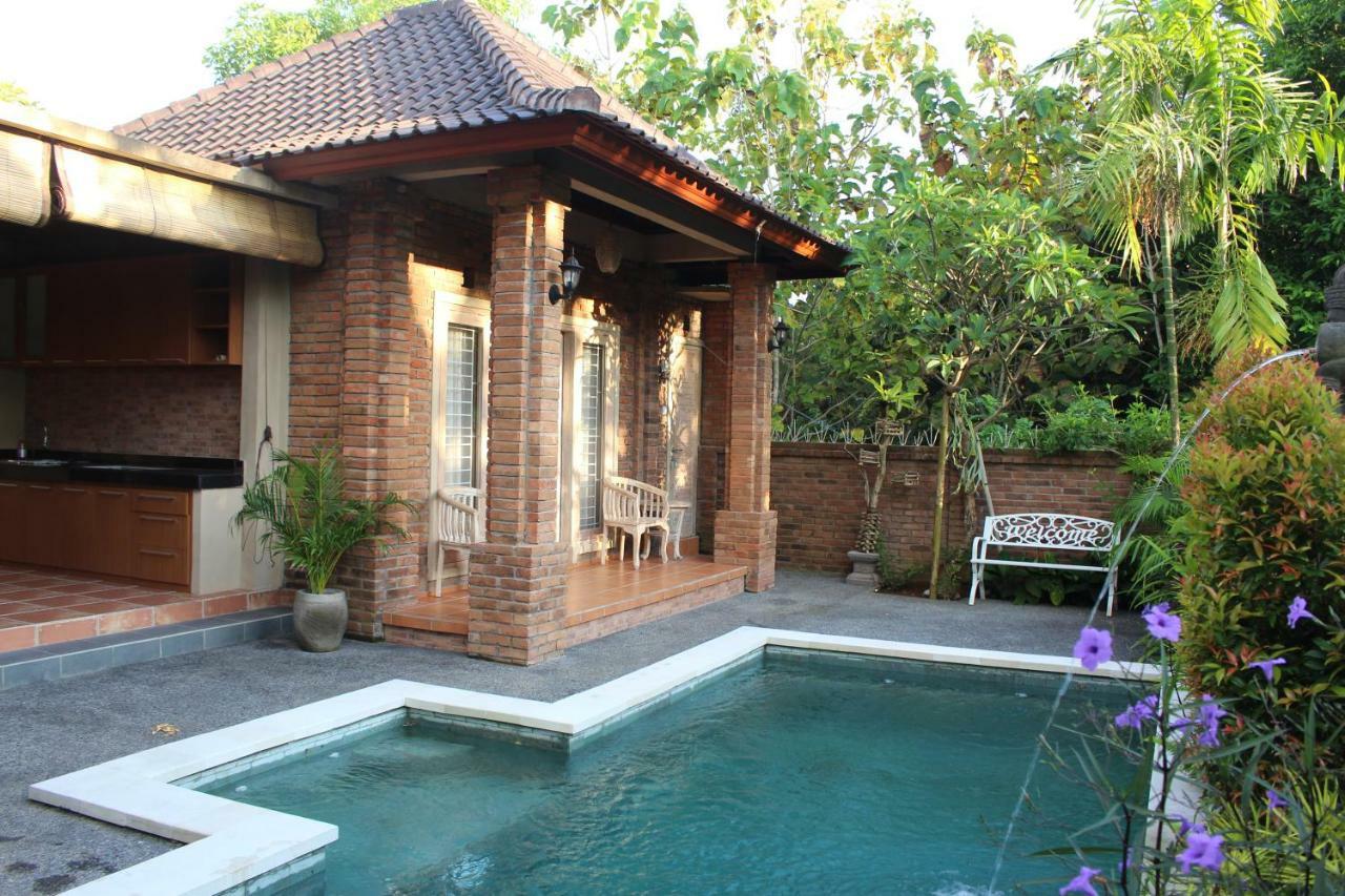 Villa Mayong Uluwatu Eksteriør bilde